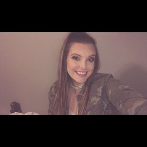 Meet your Posher, Karlyn